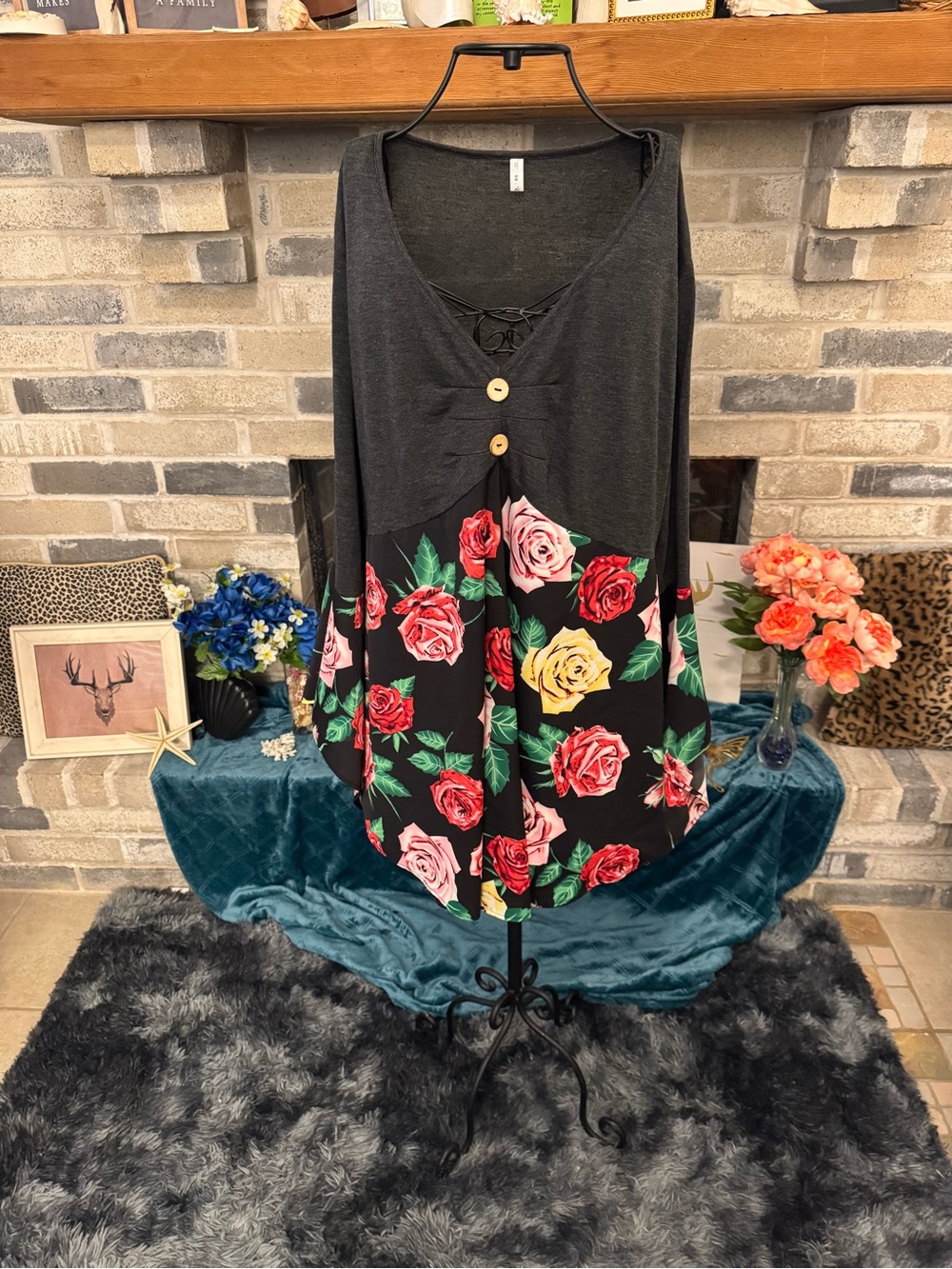 Rosegal Gray & Floral V-Neck Blouse